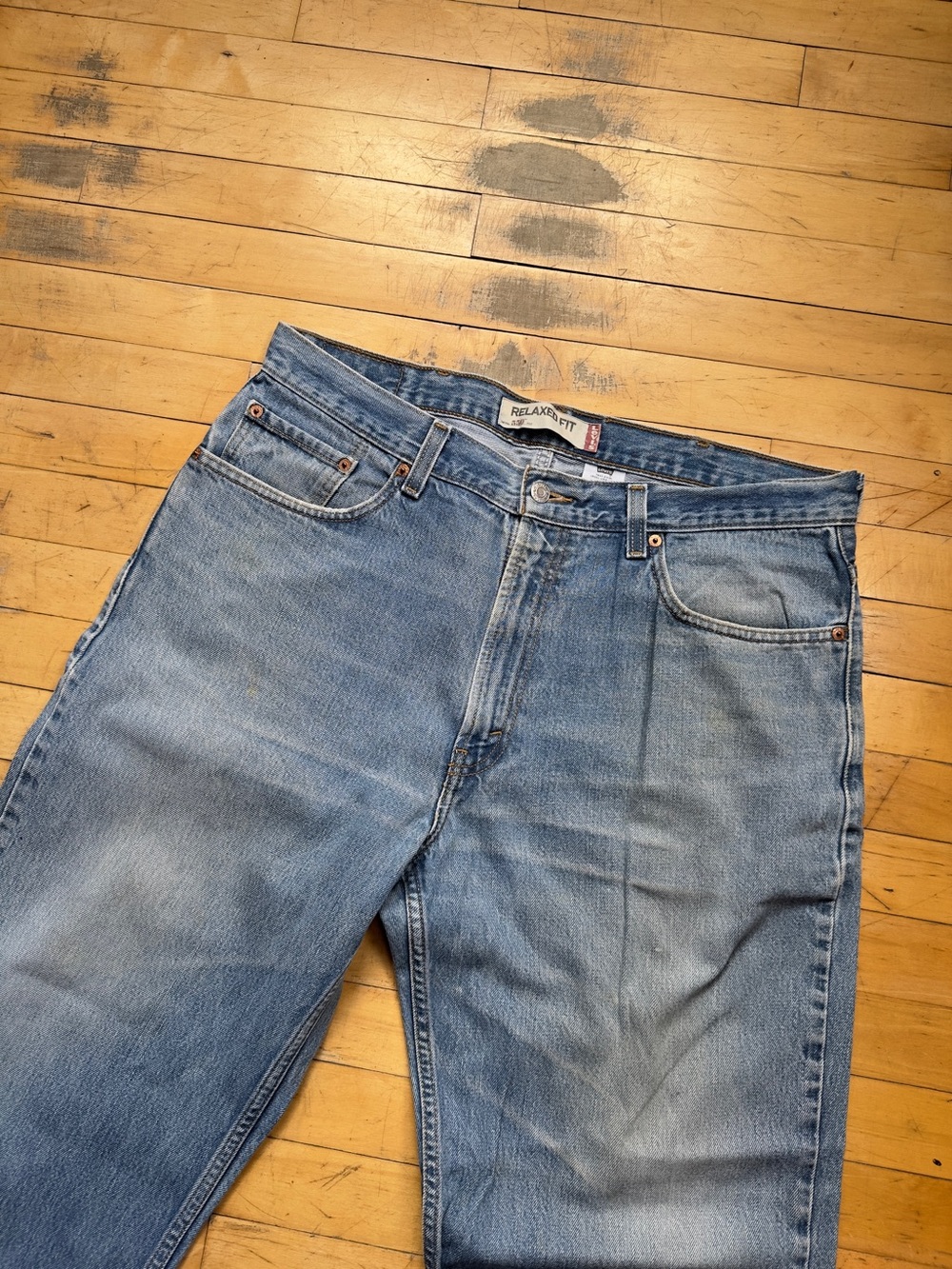 Blue 550 Levi Jeans